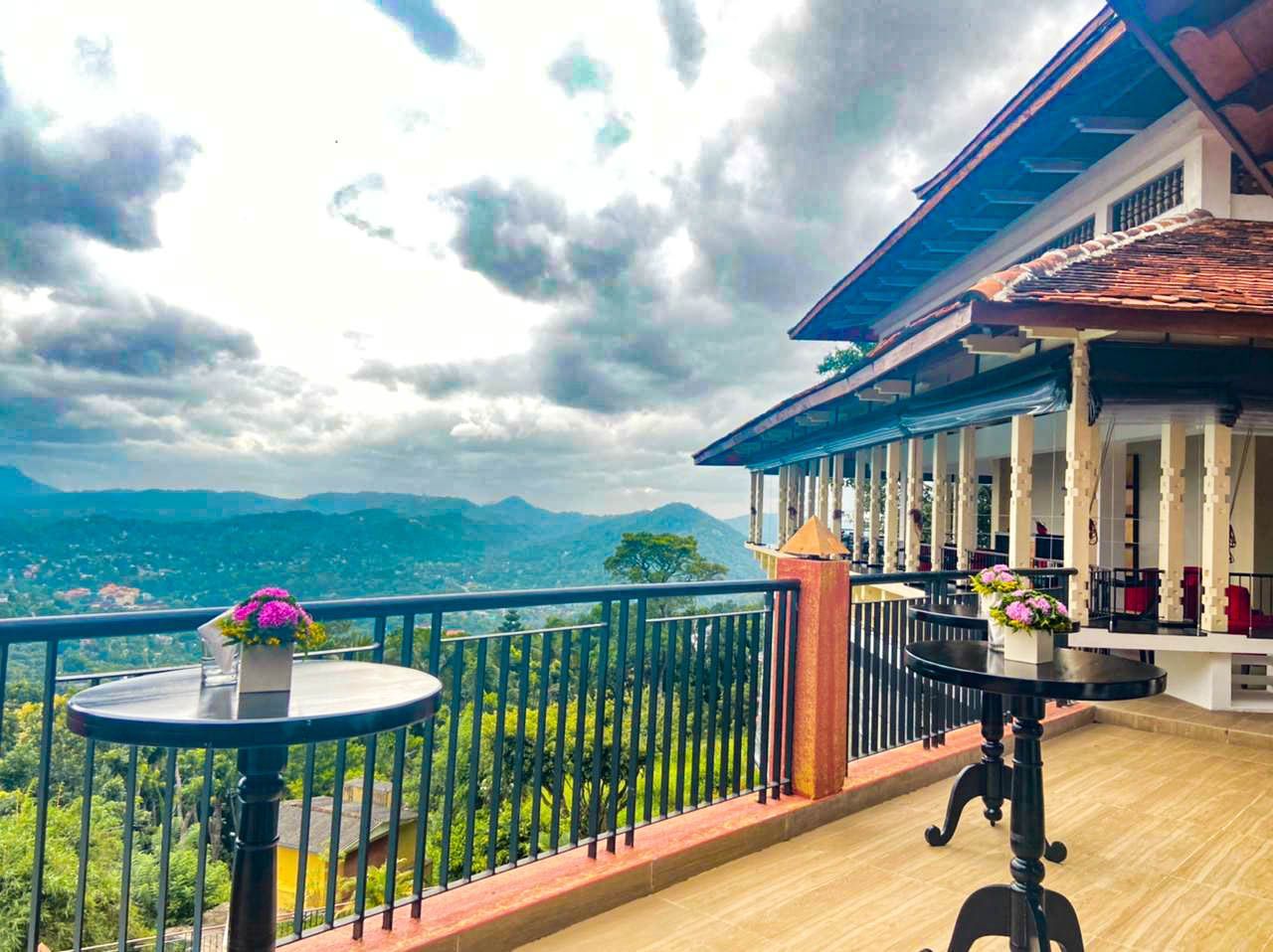 View of the hills from a balcony at Amaya Hills Kandy