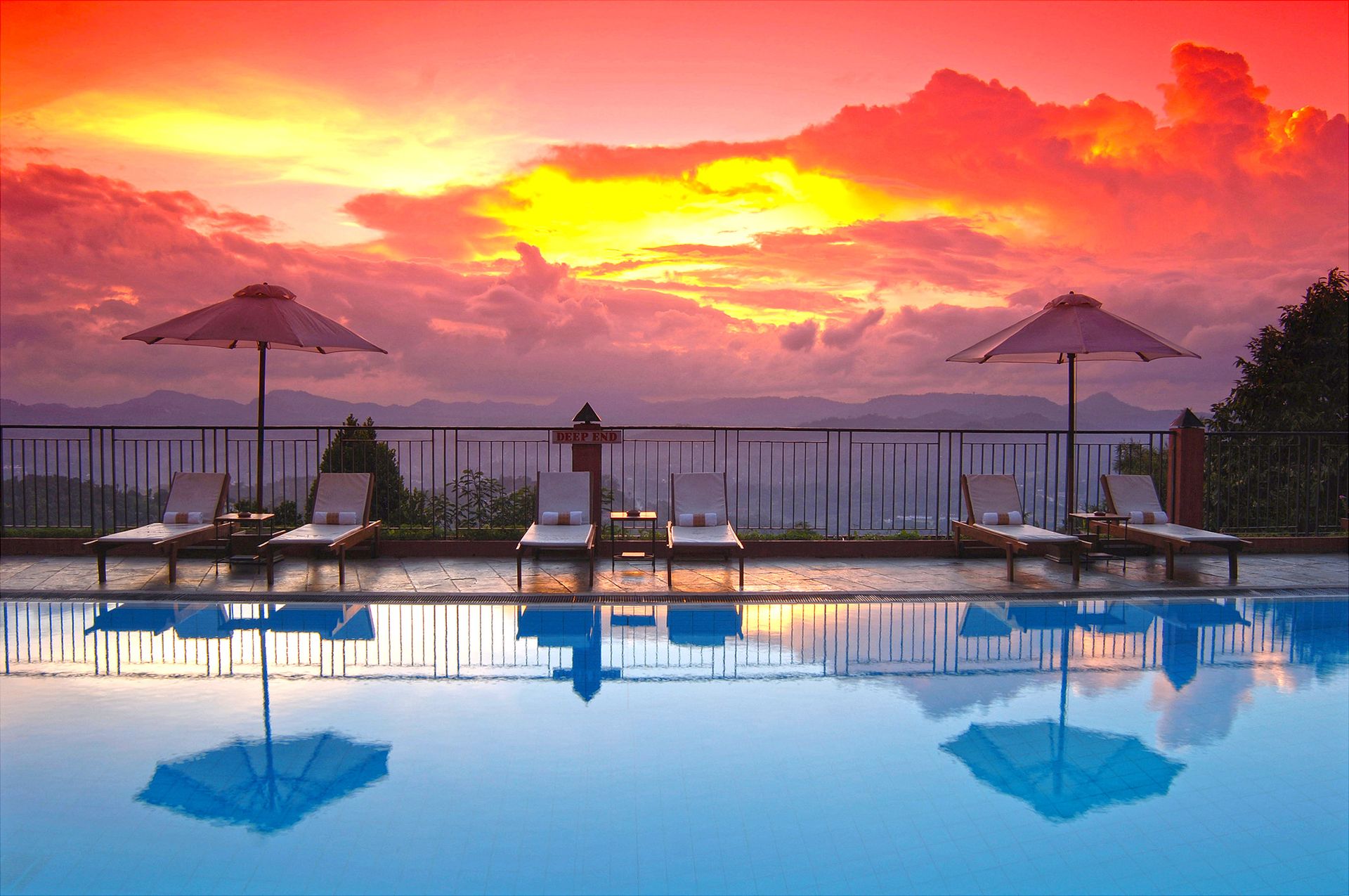 Sunset at Amaya Hills Kandy