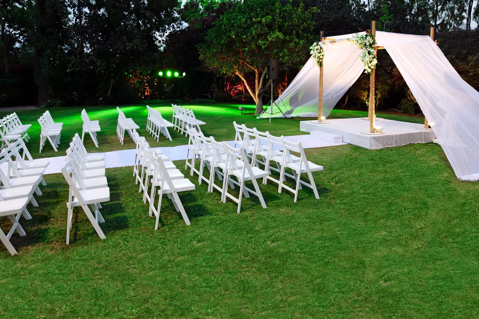 An outdoor wedding set up at Amaya Lake Dambulla