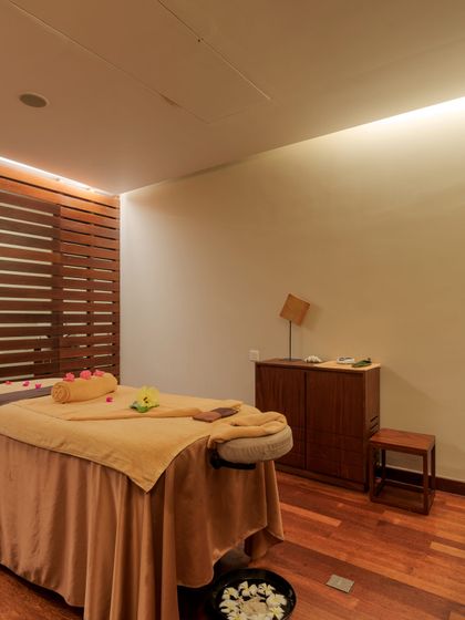 Spa treatment room at Amaya Beach Pasikudah